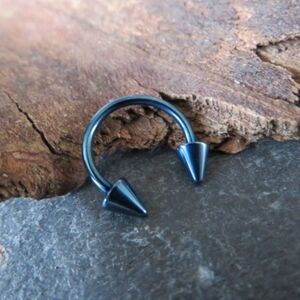 ⭐ NWT Punk 14g 10mm Gunmetal Blue Spike Captive Ring